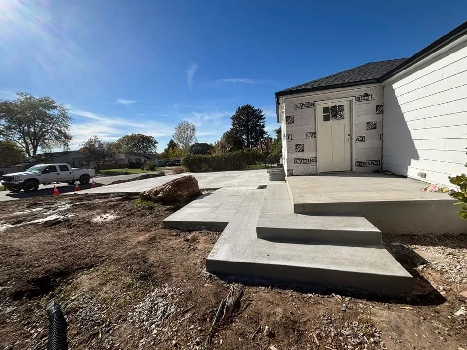 Patio with Concrete Steps